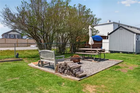 Exterior - 6 Arbeth Ave, Narragansett, RI 02882 photo 9 of 11