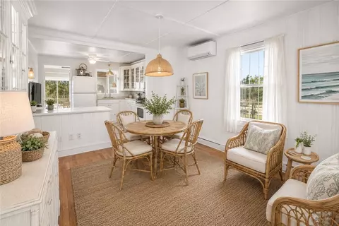 Dining - 6 Arbeth Ave, Narragansett, RI 02882 photo 3 of 4