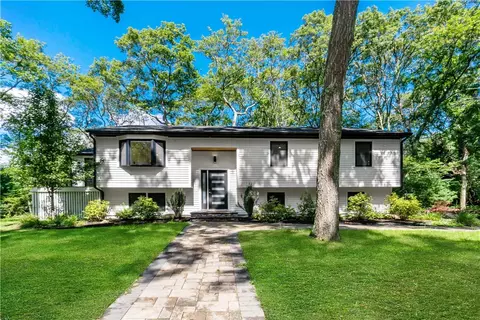 433 Gravelly Hill Rd, South Kingstown, RI 02879