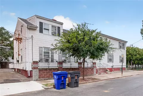 32 Almy St, Providence, RI 02909
