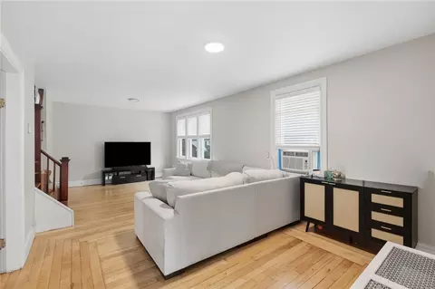 Living - 16 Beechcrest St, Warwick, RI 02888 photo 1 of 3