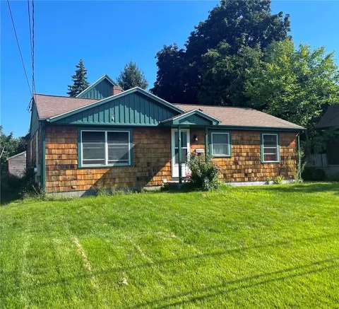 139 Jenks Ave, Central Falls, RI 02863