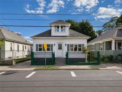 38 Ford St, Providence, RI 02907