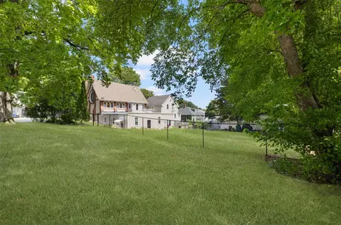 Exterior - 576 Fairmount St, Woonsocket, RI 02895 photo 5 of 12