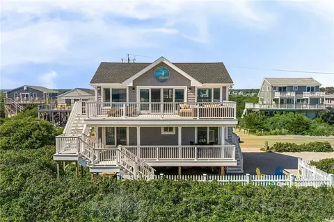 694 Charlestown Beach Rd, Charlestown, RI 02813