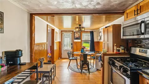 Entry Way - 62 Milton Rd, Warwick, RI 02888 photo 3 of 6