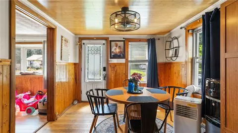Entry Way - 62 Milton Rd, Warwick, RI 02888 photo 1 of 6