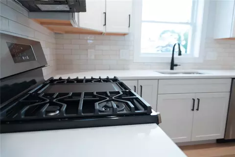 Kitchen - 75 Child Ln, Warwick, RI 02889 photo 3 of 4