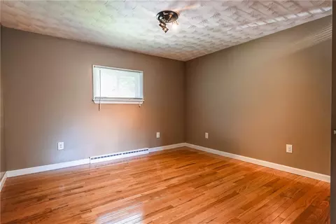 Bedroom - 103 Lake Dr, Glocester, RI 02814 photo 1 of 2