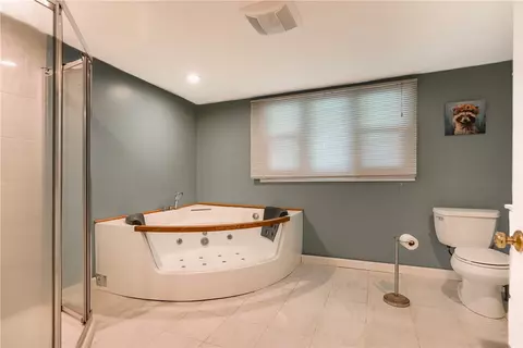Bath - 103 Lake Dr, Glocester, RI 02814 photo 1 of 1