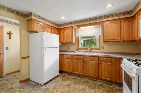 Kitchen - 63 Pine Crest Dr, Woonsocket, RI 02895 photo 2 of 5