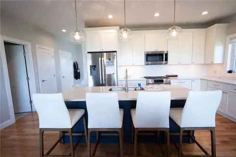 153 Revolution Way, Middletown, RI 02840