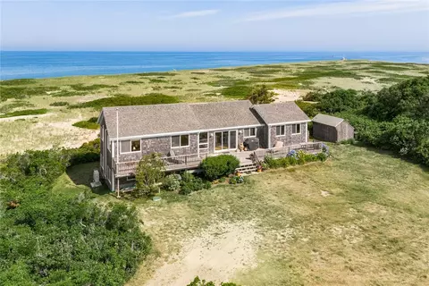 1152 Champlin Rd, Block Island, RI 02807