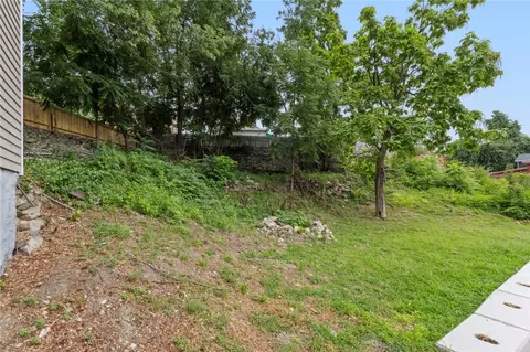 99 Cato St, Woonsocket, RI 02895 photo 3