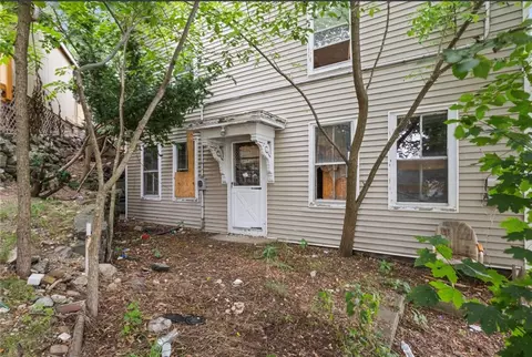 99 Cato St, Woonsocket, RI 02895 photo 2