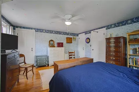 Bedroom - 37 Nelson Rd, Cranston, RI 02921 photo 7 of 10