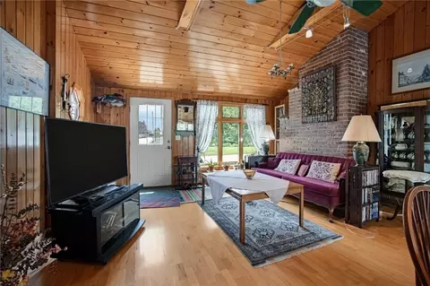 Living - 37 Nelson Rd, Cranston, RI 02921 photo 2 of 7
