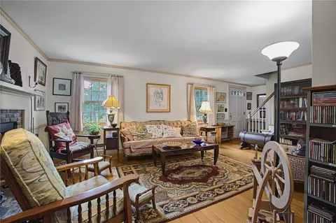 Living - 37 Nelson Rd, Cranston, RI 02921 photo 6 of 7