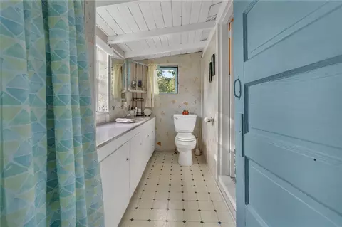 29 E Andrew Comstock Rd, Warwick, RI 02886 photo 22