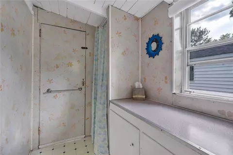 29 E Andrew Comstock Rd, Warwick, RI 02886 photo 23