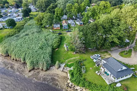 29 E Andrew Comstock Rd, Warwick, RI 02886 photo 43