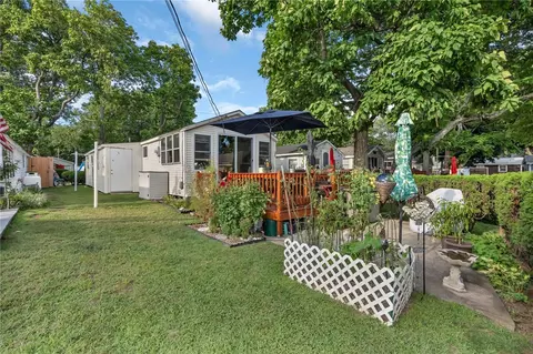 29 E Andrew Comstock Rd, Warwick, RI 02886 photo 45