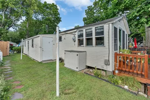 29 E Andrew Comstock Rd, Warwick, RI 02886 photo 37