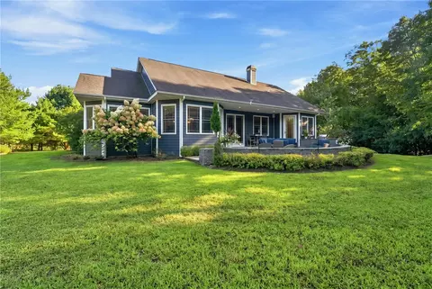 Exterior - 919 Ten Rod Rd, Exeter, RI 02822 photo 5 of 6