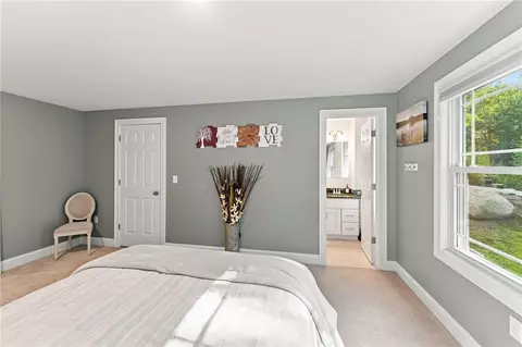 Bedroom - 919 Ten Rod Rd, Exeter, RI 02822 photo 6 of 7
