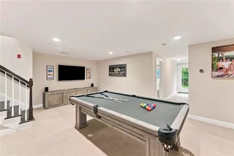 Entry Way - 919 Ten Rod Rd, Exeter, RI 02822 photo 4 of 5