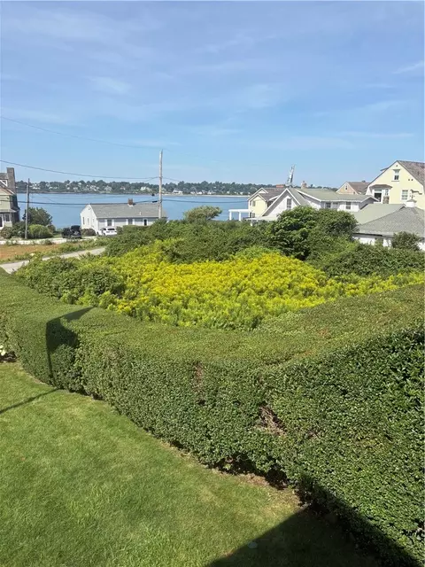 0 Shore Dr, Middletown, RI 02842