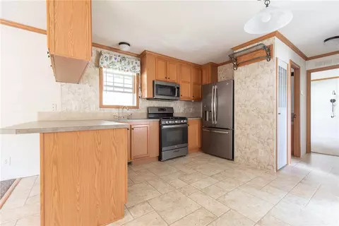 Kitchen - 979 Toll Gate Rd, Warwick, RI 02886 photo 1 of 2