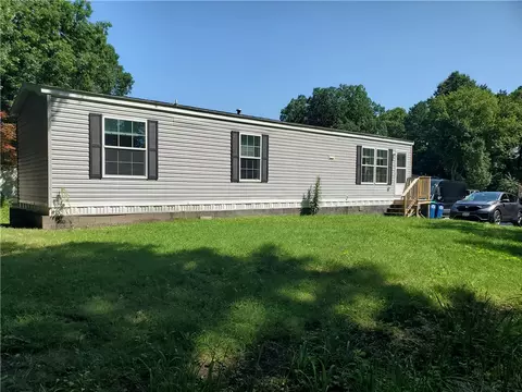 20 Lane 7 Ln, Coventry, RI 02816 photo 6