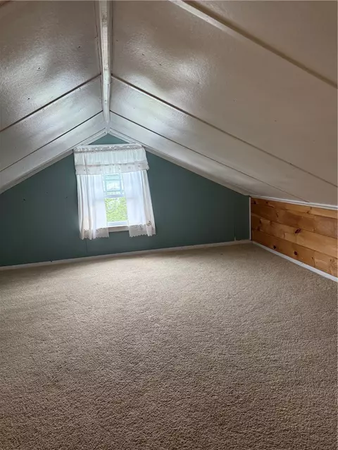 Bedroom - 8 Maple Root Rd, Coventry, RI 02816 photo 2 of 3