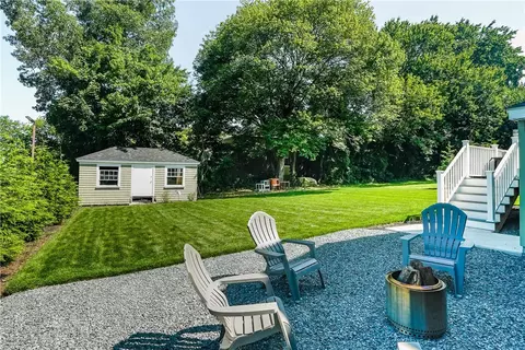 Exterior - 2 Overhill Rd, Warren, RI 02885 photo 5 of 7