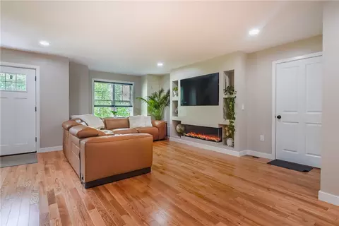 Living - 2 Overhill Rd, Warren, RI 02885 photo 2 of 3