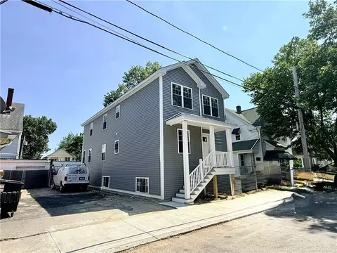 8 Payton St, Providence, RI 02905