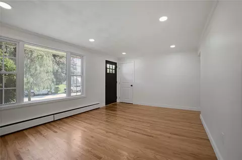 Living - 61 Cactus St, Warwick, RI 02886 photo 4 of 8