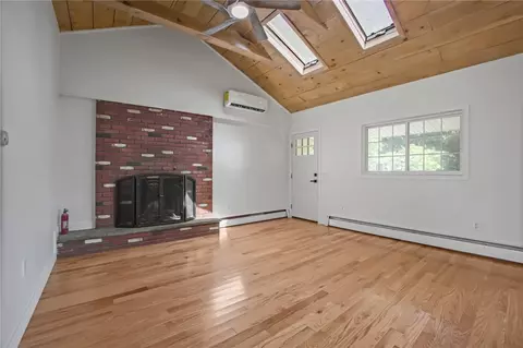 Living - 61 Cactus St, Warwick, RI 02886 photo 3 of 8