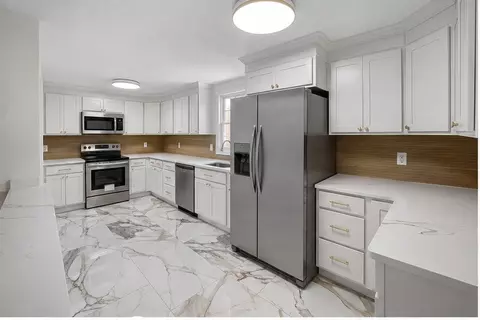 Kitchen - 61 Cactus St, Warwick, RI 02886 photo 3 of 3