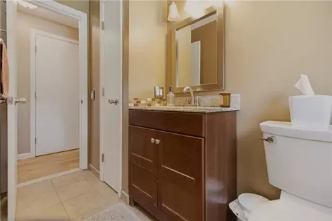Bath - 5 Beejay Ct, Warren, RI 02885 photo 1 of 3