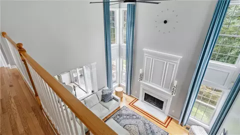 Entry Way - 68 Castle Rocks Rd, Warwick, RI 02886 photo 6 of 6