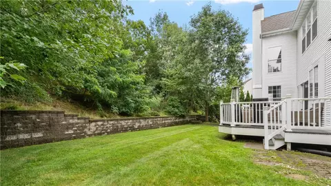 Exterior - 68 Castle Rocks Rd, Warwick, RI 02886 photo 5 of 11