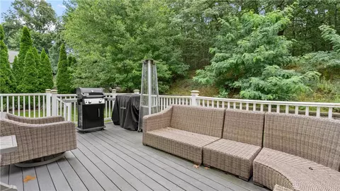 Exterior - 68 Castle Rocks Rd, Warwick, RI 02886 photo 3 of 11