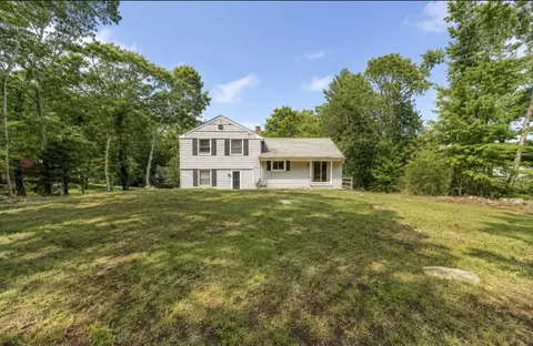 Exterior - 10 Lofty Heights Rd, Westerly, RI 02891 photo 3 of 3