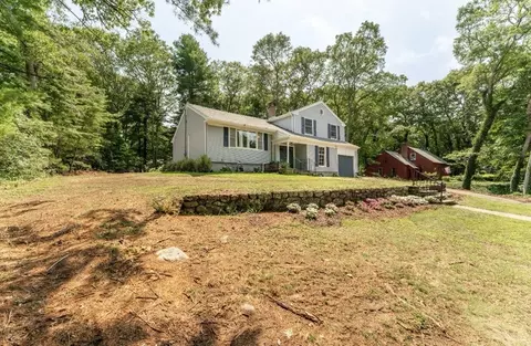 Exterior - 10 Lofty Heights Rd, Westerly, RI 02891 photo 2 of 3