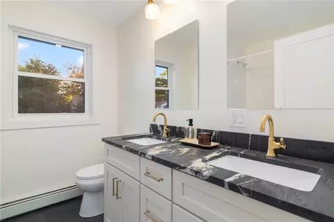 Bath - 6 Holmes St, Westerly, RI 02891 photo 1 of 3