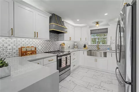 Kitchen - 8 Progress Ave, Johnston, RI 02919 photo 6 of 6