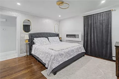 Bedroom - 8 Progress Ave, Johnston, RI 02919 photo 1 of 5