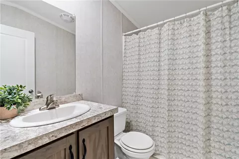 Bath - 38 Diamond Rd, Glocester, RI 02814 photo 1 of 4